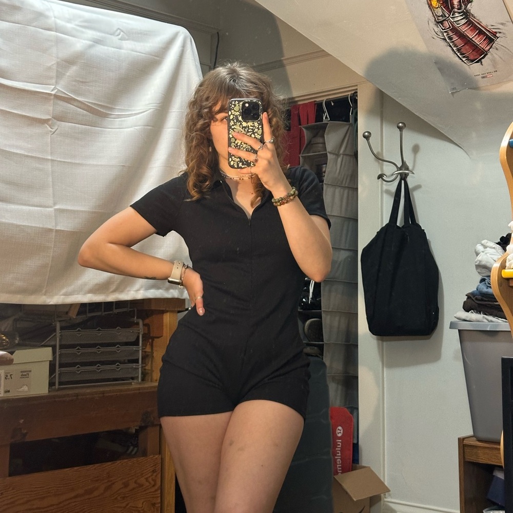 SHEIN Black Knit Zip-Up Romper